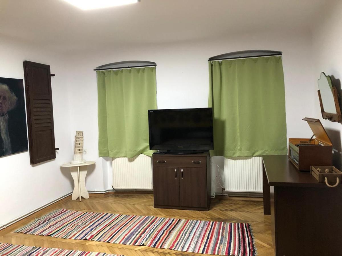 Ferienwohnung Garsoniera Centru Brașov Exterior foto